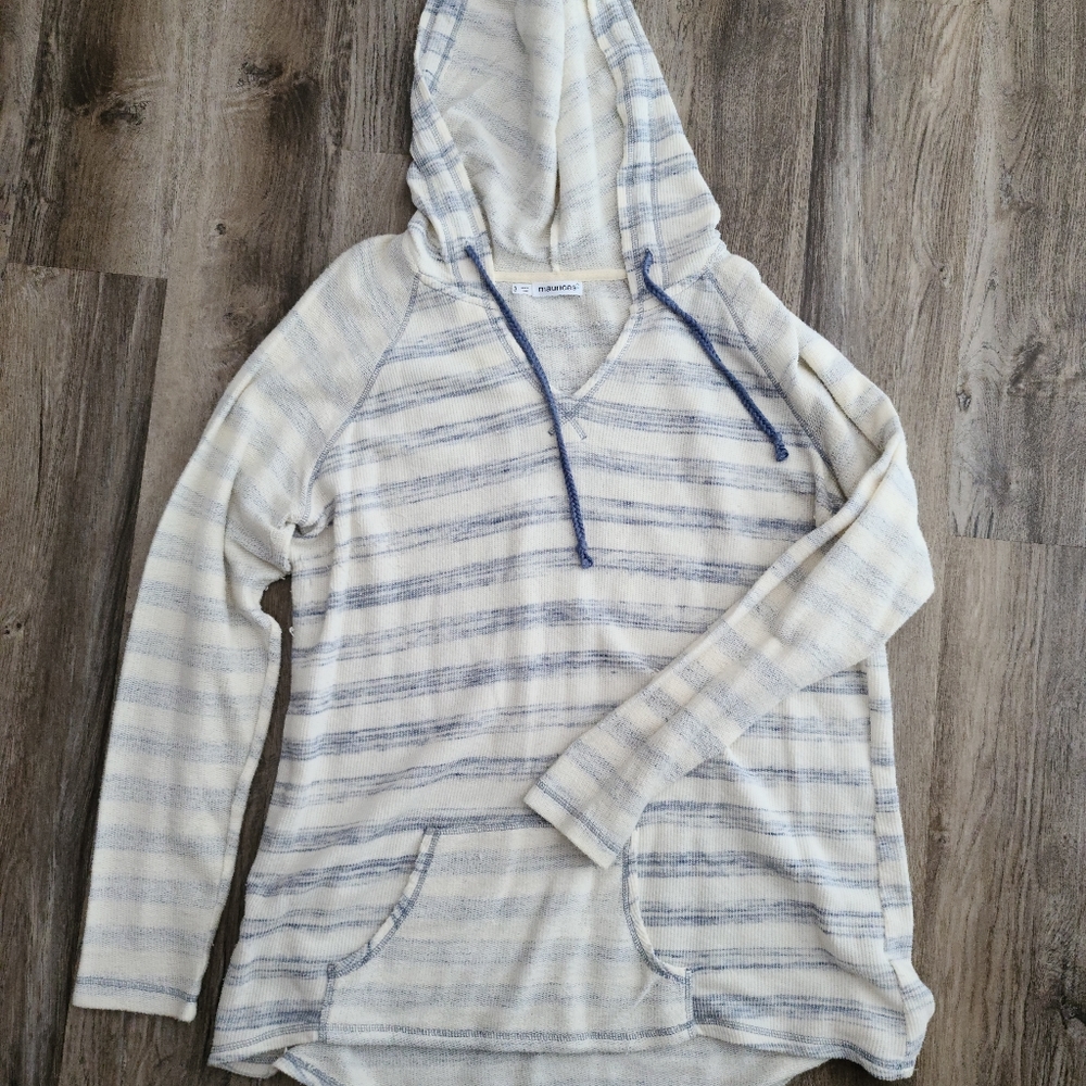 Maurices thin sweatshirt